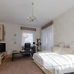 Aurora 4*