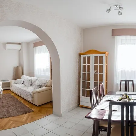 Aurora Vendeghaz 4* Hévíz