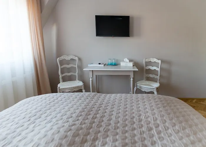 Aurora Vendeghaz Guest house 4*